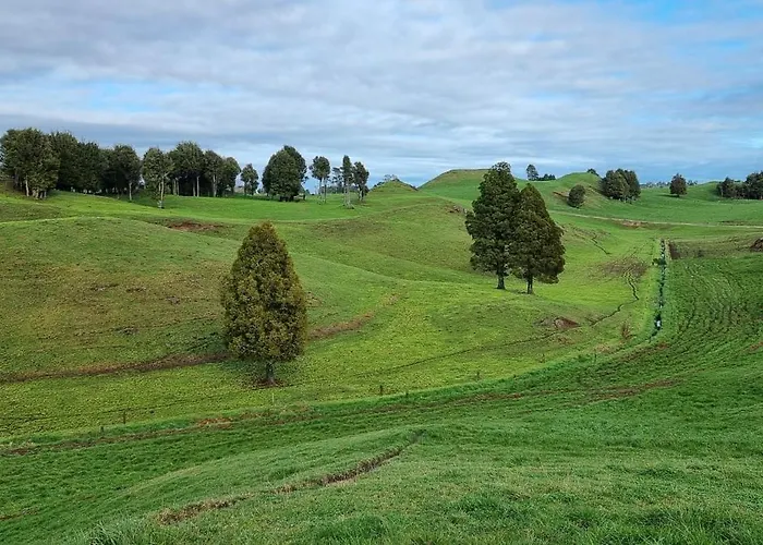 Hiwi Farm - Peaceful Farm Retreat Near *